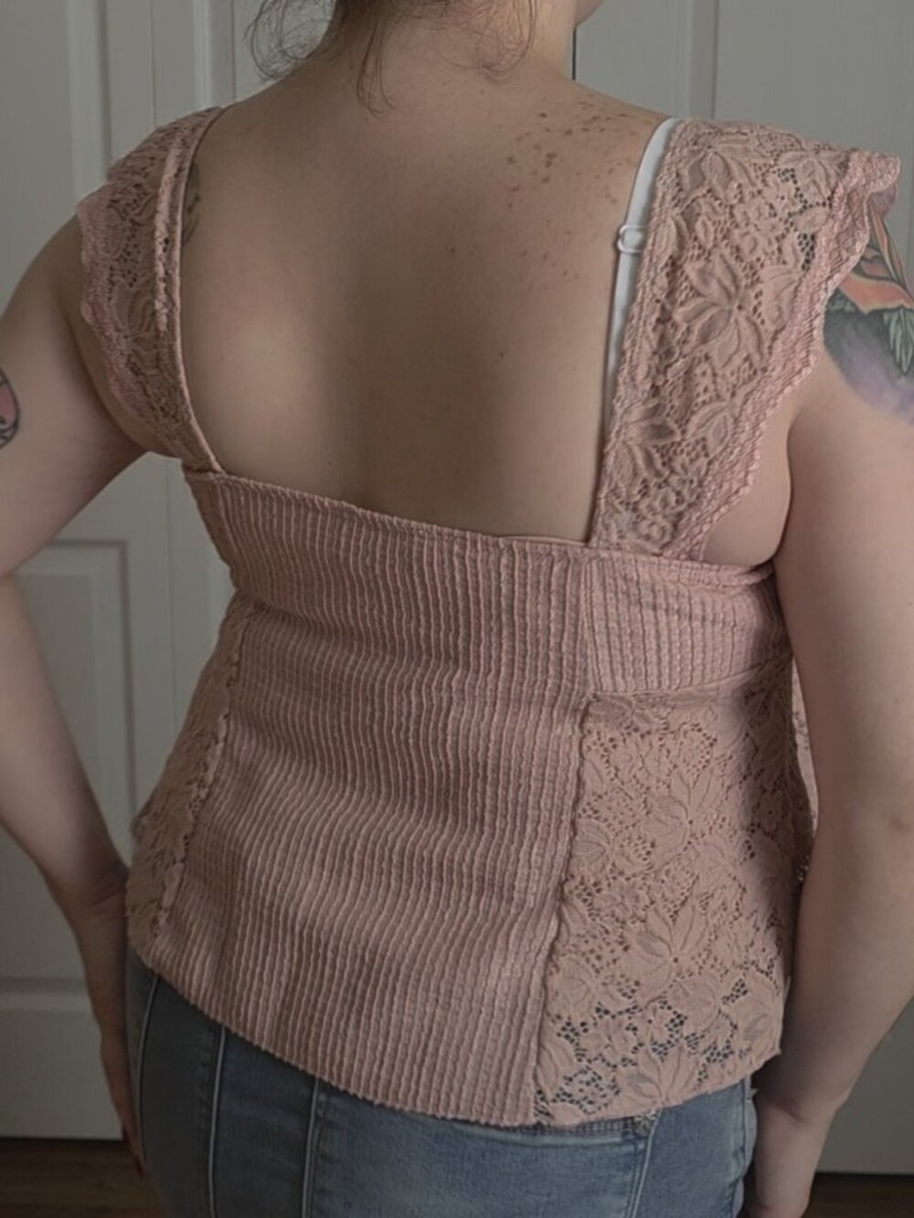 La Pêche Blush Pink Lace Top — Size XL - Picture 3 of 7